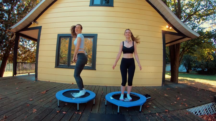 Sports Bra vs No Bra — Trampoline Test with Twin Sister