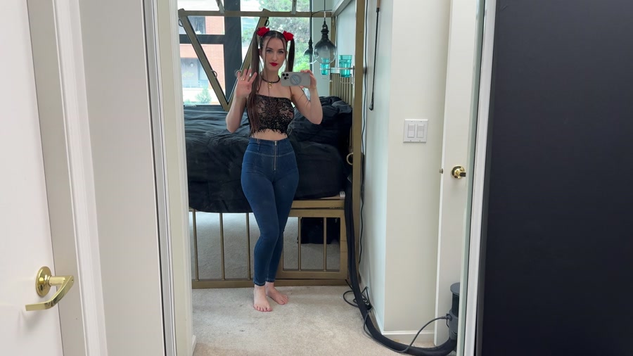 Lace Top & High-Waist Jeans